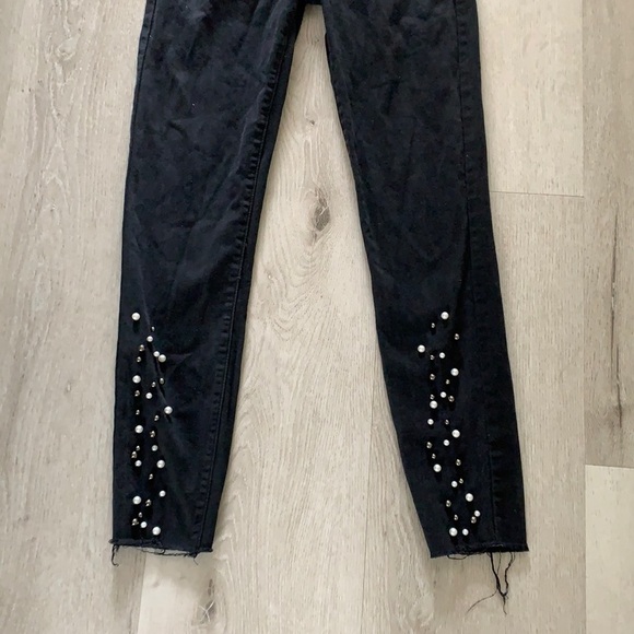 Velvet Heart Denim Pearl Embellished Cropped Jeans size 28 black‎ - Picture 2 of 11